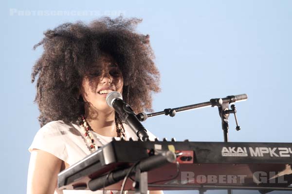 IBEYI - 2015-07-01 - PARIS - Philharmonie de Paris 2 - 